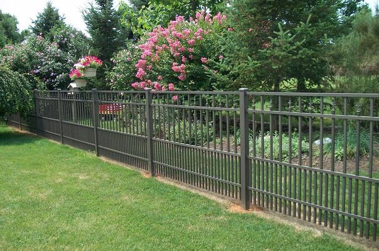 Professional Aluminum Fence Installation in Kingsport, TN